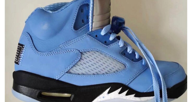 Air Jordan 5 "UNC"
